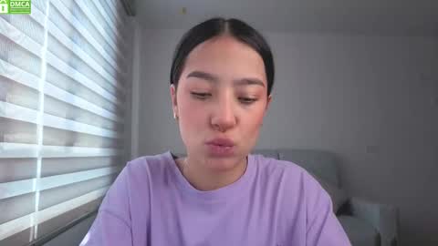 Sophie  online show from 10/15/25, 01:55