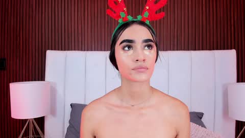 Sofia  santodomingo online show from 12/18/24, 10:57