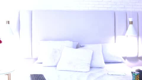 Sofia  santodomingo online show from 10/10/25, 08:19