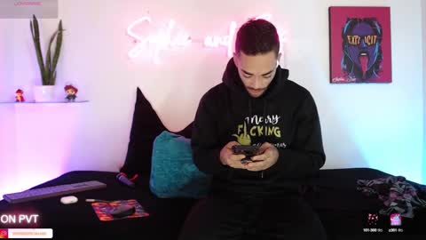 Snapshot of sophie_foxx chatting on 10/15/25, 12:05 SOPHIE - FOXX online show from 10/15/25, 12:05