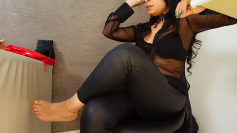 Sophie online show from 12/14/24, 06:52