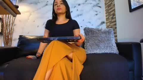 Sophie online show from 10/04/25, 12:47