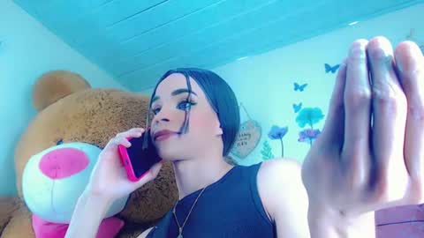 Snapshot of sophie_miaa chatting on 02/12/25, 07:56 sophie_miaa online show from 02/12/25, 07:56