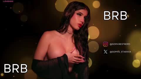 Snapshot of sophie_starx chatting on 12/14/24, 10:45 Sarah sophia online show from 12/14/24, 10:45