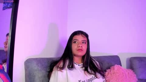 Sofia online show from 10/12/25, 02:38