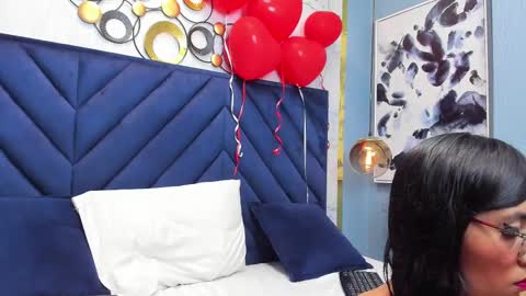 sophiebaker__ online show from 02/22/25, 02:39