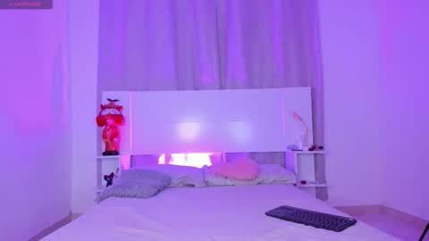 sophiecanbrook1 online show from 11/03/25, 01:51