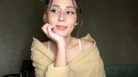 Mira online show from 10/06/25, 07:11