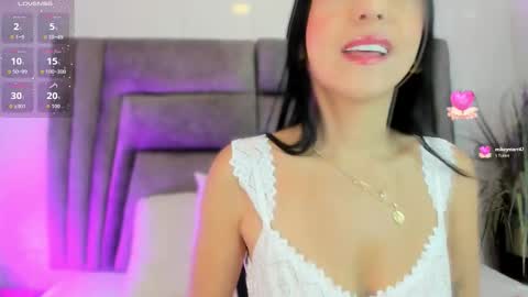 Sophie  online show from 11/10/25, 10:58