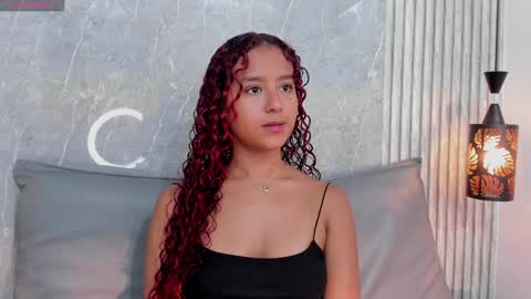Snapshot of sophiee_velvet chatting on 12/09/24, 07:50 online show from 12/09/24, 07:50