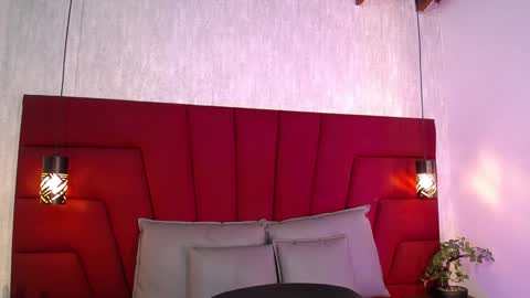 Snapshot of sophiee_velvet chatting on 01/07/25, 11:37 online show from 01/07/25, 11:37