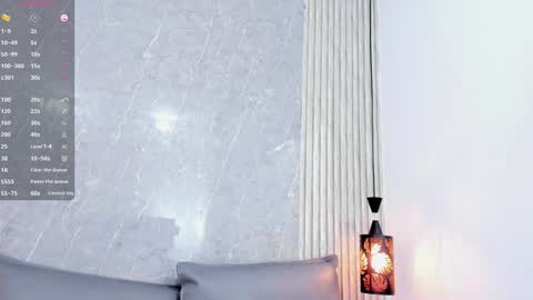 Snapshot of sophiee_velvet chatting on 01/13/25, 02:32 online show from 01/13/25, 02:32