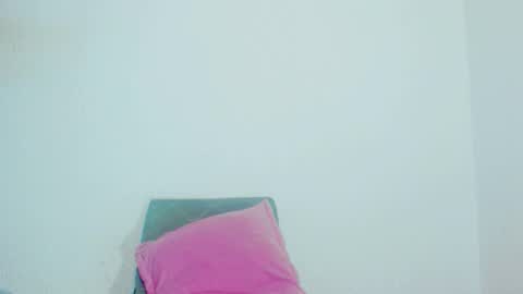 Snapshot of sophiehillsxo chatting on 11/13/25, 03:49 sophiehillsxo online show from 11/13/25, 03:49