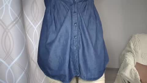 Sophiemisss online show from 11/19/25, 03:23