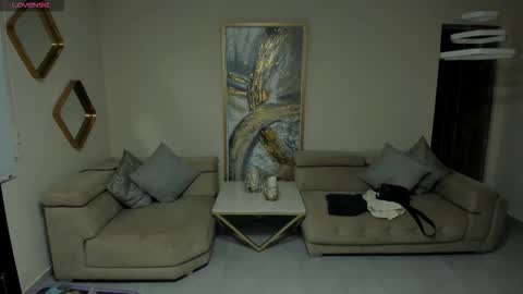 Sophie  Palmer online show from 10/06/25, 10:23