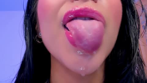 sophierooy online show from 12/15/24, 05:31