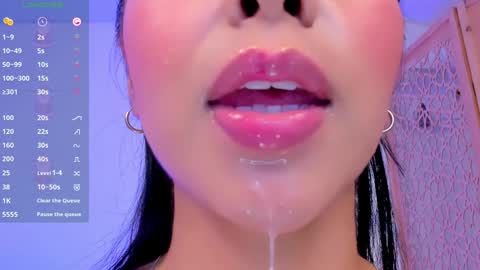 sophierooy online show from 12/18/24, 11:08