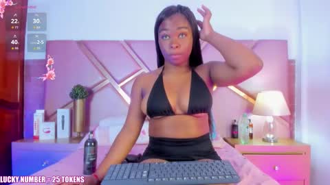 Sophie online show from 10/23/25, 12:59