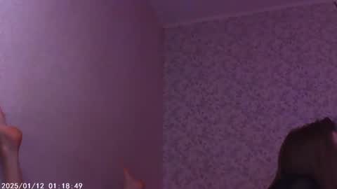 Snapshot of sophiesuvi chatting on 01/11/25, 03:02 Sophie and my bestie Mandy online show from 01/11/25, 03:02