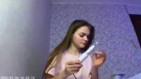 Snapshot of sophiesuvi chatting on 01/25/25, 06:35 Sophie and my bestie Mandy online show from 01/25/25, 06:35