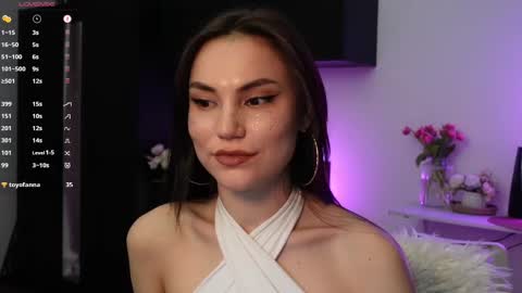 Snapshot of sophisticated_me chatting on 03/04/25, 08:27 Beatrice call me Bea online show from 03/04/25, 08:27