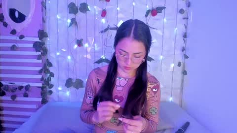 SOPHY ROGERS online show from 12/12/24, 04:21