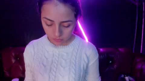 SOPHY ROGERS online show from 12/21/24, 12:27