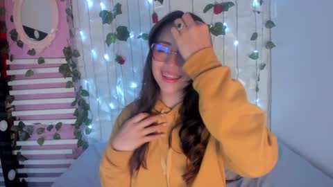 SOPHY ROGERS online show from 01/04/25, 02:46