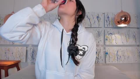 SOPHY ROGERS online show from 01/13/25, 11:52