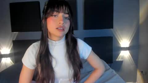 SOPHY ROGERS online show from 01/17/25, 02:39