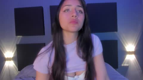 SOPHY ROGERS online show from 01/23/25, 05:52