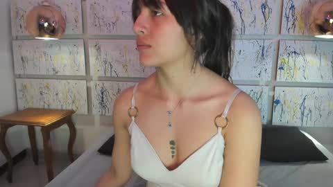 SOPHY ROGERS online show from 02/03/25, 11:42