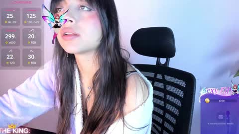 SOPHY ROGERS online show from 02/03/25, 02:45