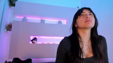 SOPHY ROGERS online show from 02/18/25, 11:44