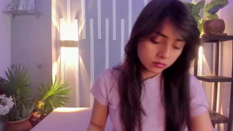 SOPHY ROGERS online show from 03/04/25, 11:40