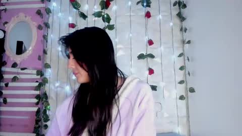 SOPHY ROGERS online show from 03/07/25, 02:56