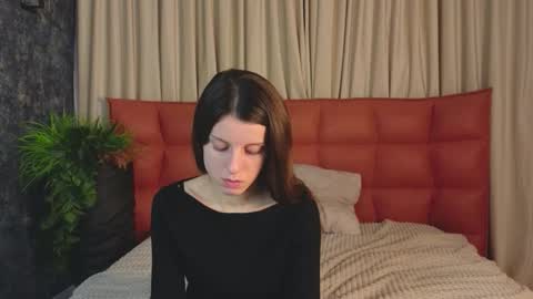 sorayanox online show from 11/27/25, 03:25