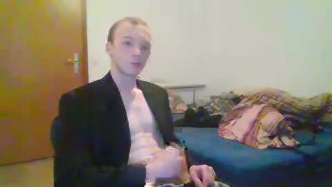 Snapshot of soumi854640 chatting on 01/01/25, 01:37 soumi854640 online show from 01/01/25, 01:37