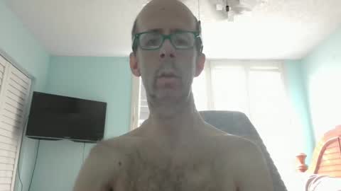 Snapshot of southflaman chatting on 10/16/25, 01:45 ScorpioKobra online show from 10/16/25, 01:45