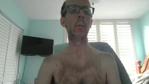 Snapshot of southflaman chatting on 10/21/25, 01:45 ScorpioKobra online show from 10/21/25, 01:45