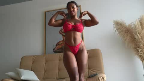 sow_fitt online show from 11/12/25, 12:05