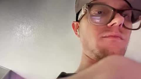 Snapshot of soxsik chatting on 11/06/25, 12:28 soxsik online show from 11/06/25, 12:28