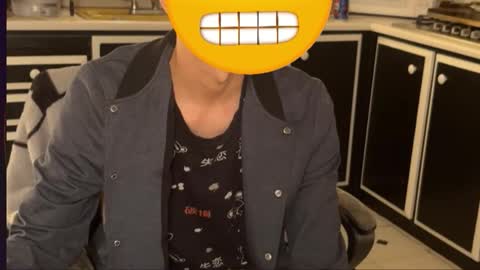 Snapshot of soxsik chatting on 11/08/25, 04:51 soxsik online show from 11/08/25, 04:51