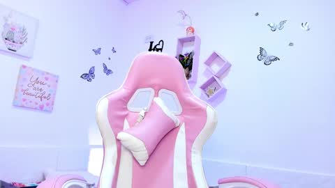 Snapshot of soy_alice chatting on 09/10/25, 01:38 Alicia PVT OPEN online show from 09/10/25, 01:38