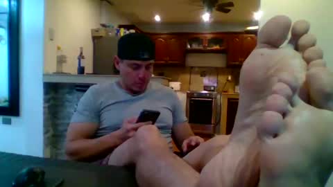 Snapshot of soyinmortal chatting on 11/19/25, 02:22 Andres online show from 11/19/25, 02:22