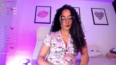 Snapshot of soyjuliana19 chatting on 03/12/25, 10:28 Juliana online show from 03/12/25, 10:28