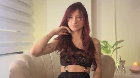      online show from 11/16/25, 09:31