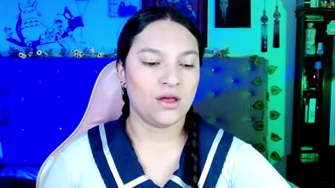 Snapshot of soyyuky chatting on 01/30/25, 01:33 Y U K Y online show from 01/30/25, 01:33