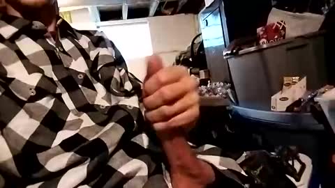 Snapshot of sp696804 chatting on 10/25/25, 09:42 sp696804 online show from 10/25/25, 09:42