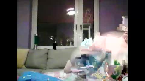 Snapshot of spacegirl42o chatting on 01/14/25, 05:01 Spacegirl online show from 01/14/25, 05:01